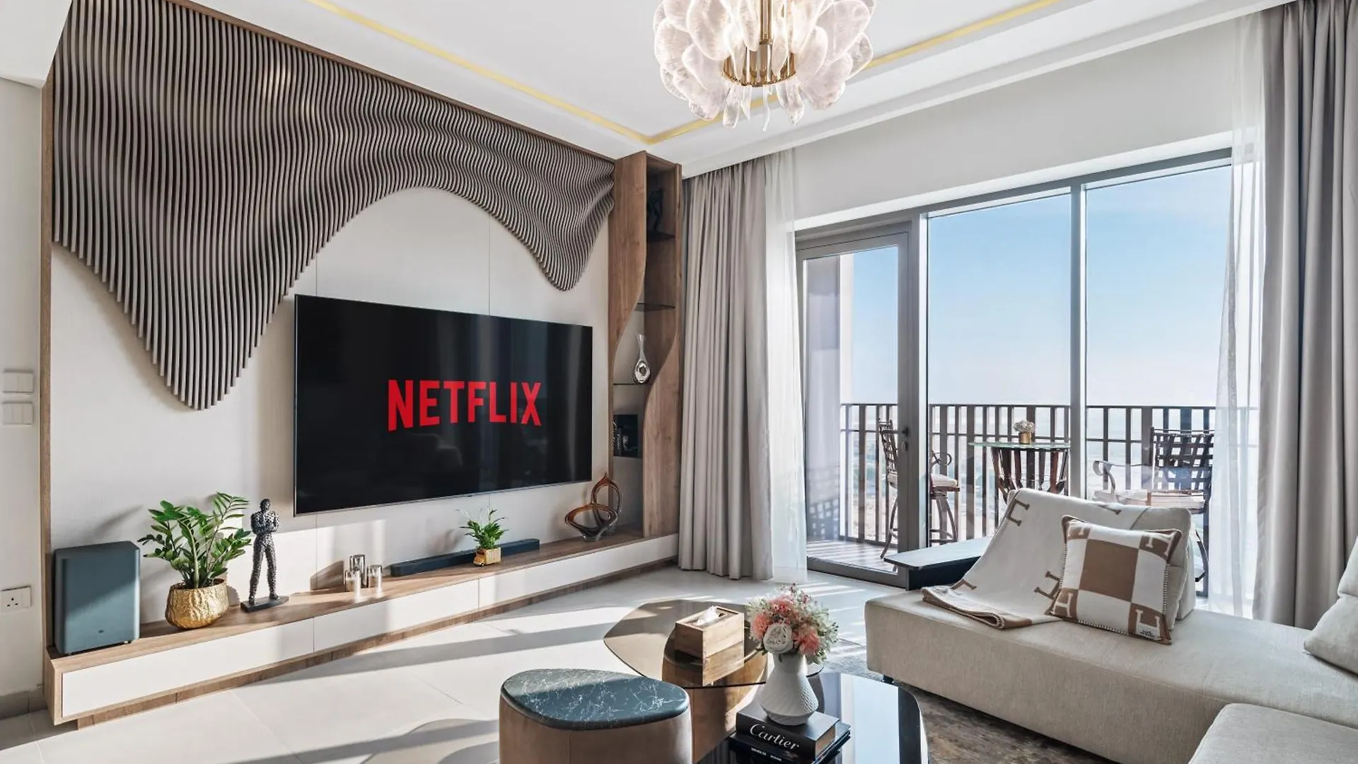 Elegant 2-Bedroom Apartment In Dubai Creek Harbour - By Dustay